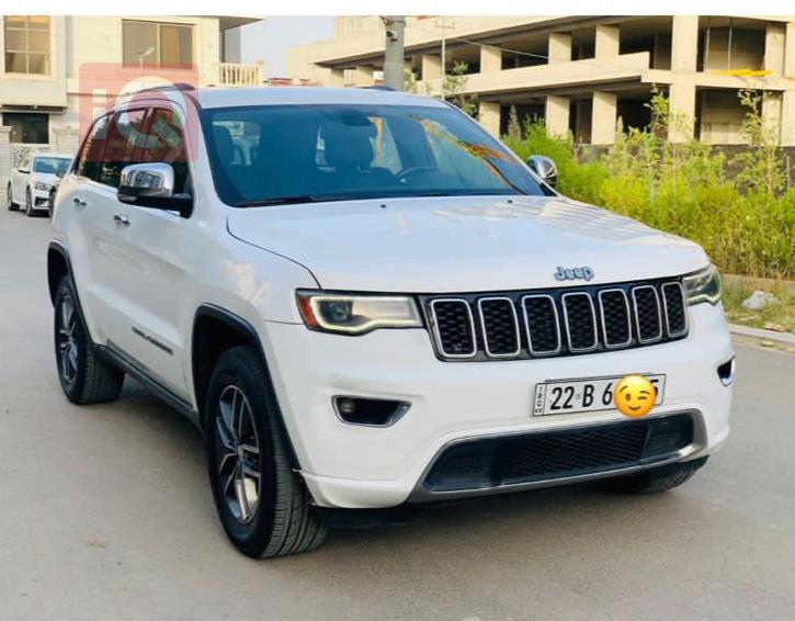 جيب جراند شيروكي